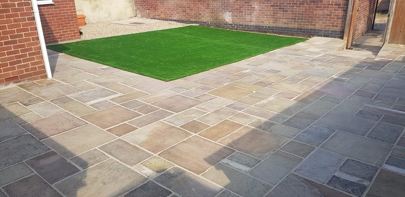 Artificial & Natural Turf
